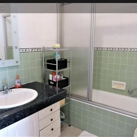 Plein Centre Avec Balcon 아파트 *